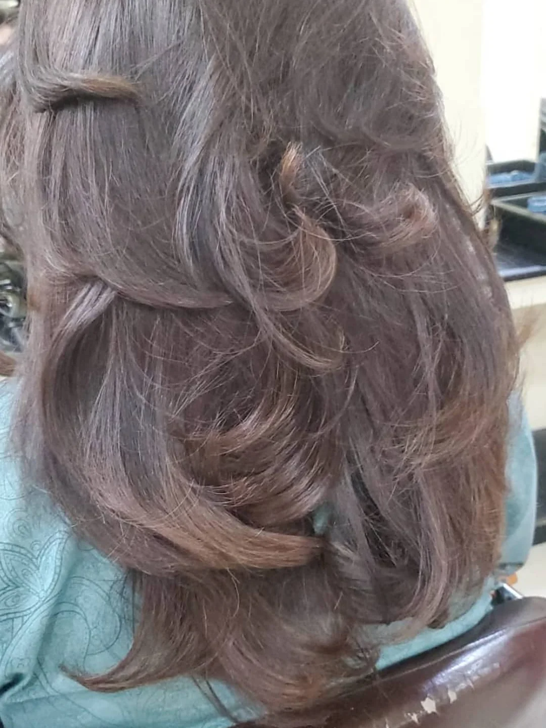 Layered cut & blow dry at Queens