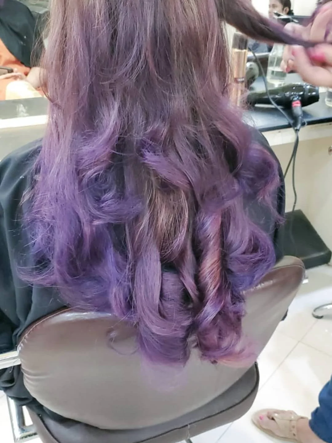 Colour & curls at Queens